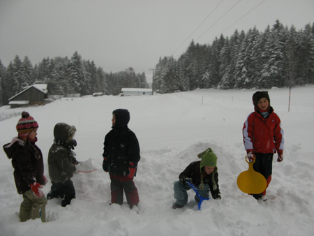 Kinder im Schnee2